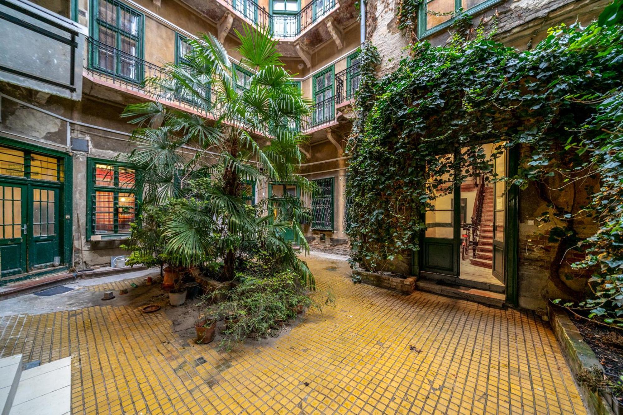 Apartamento Sweet Dreams At Opera House Downtown Budapest Exterior foto